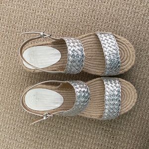 Marc Fisher Silver and Raffia wedges